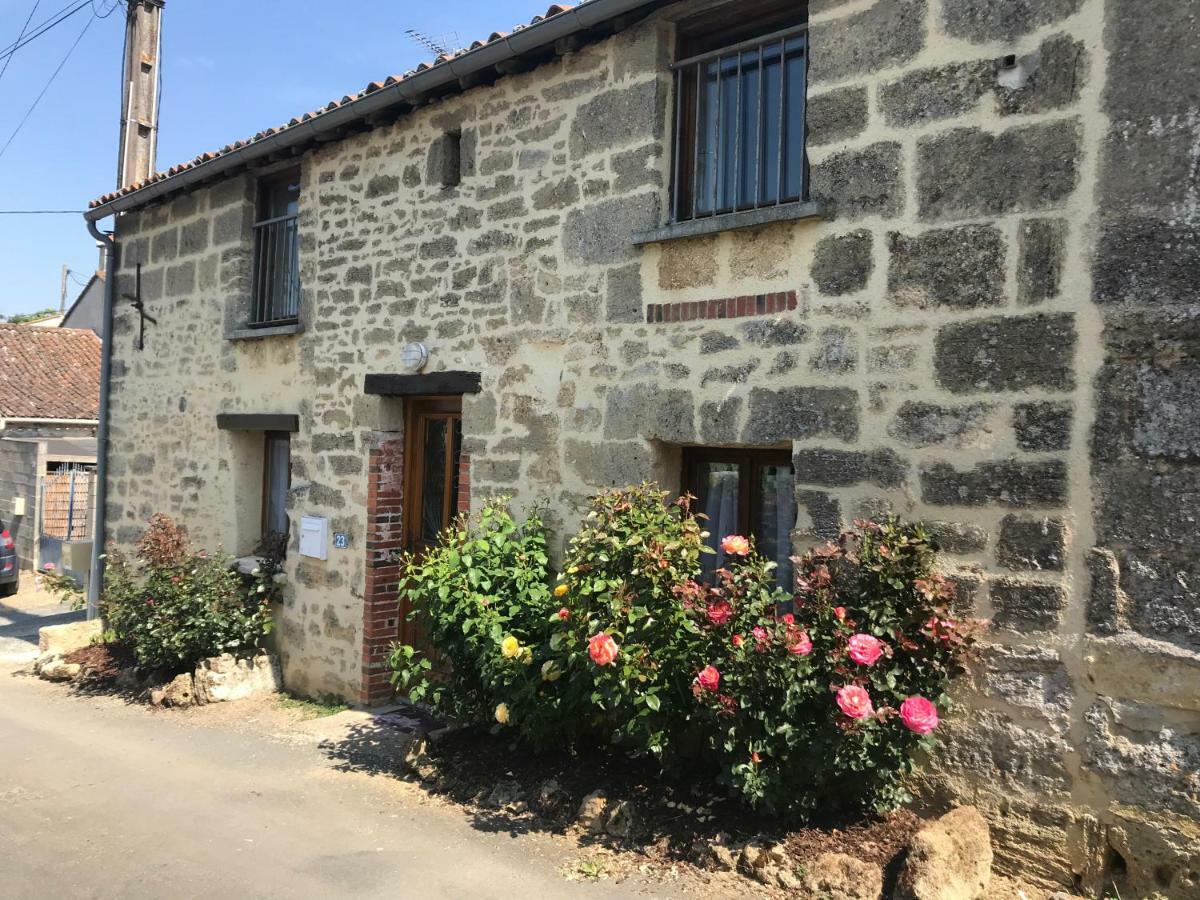 Maison De Charme Concourson-sur-Layon Екстериор снимка